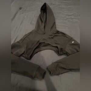 Alo crop hoodie